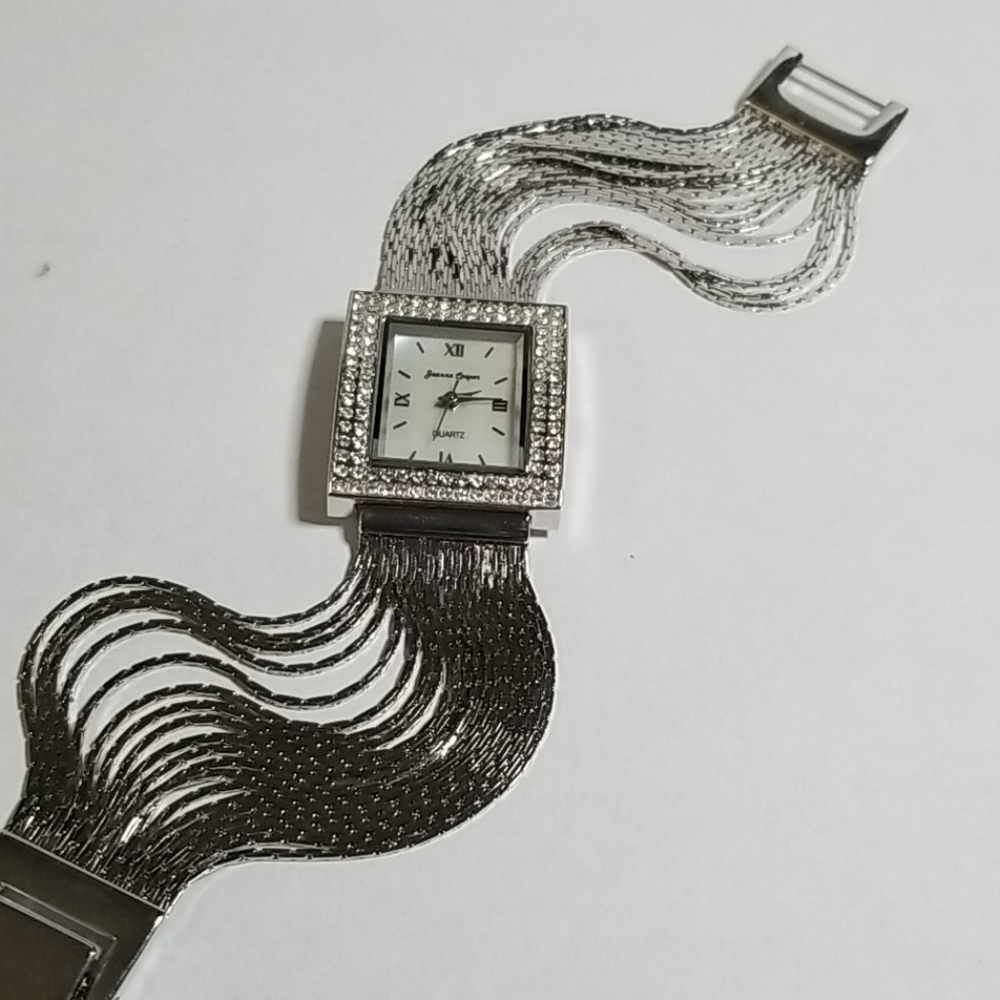 Jeanne Cooper Tribute Watch